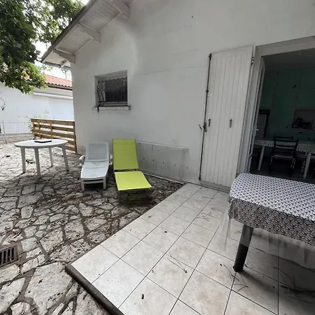 Maison Climatisée Pour 2 à 6 Personnes à Ronces-les-bains Сasa de vacaciones